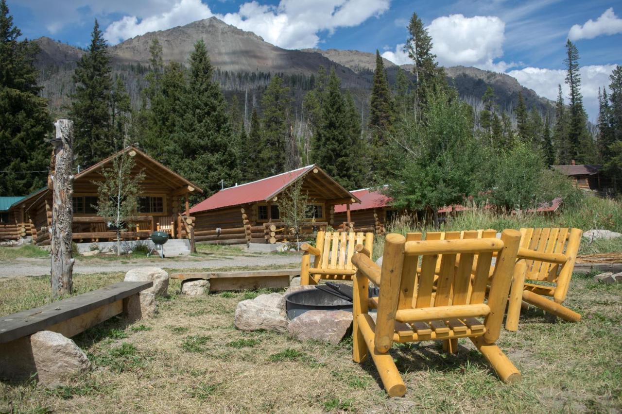 Silver Gate Lodging Cooke City Eksteriør bilde
