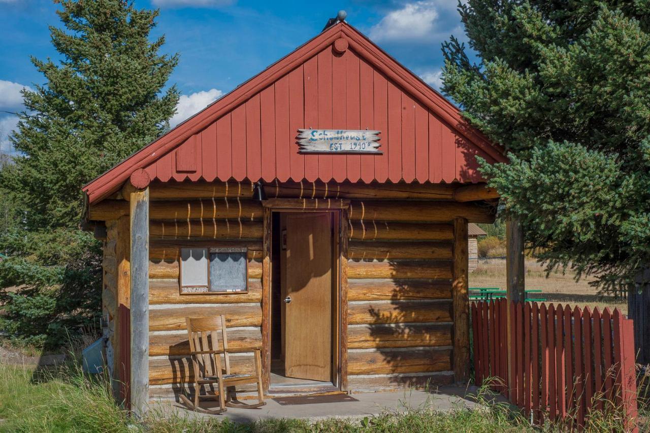 Silver Gate Lodging Cooke City Eksteriør bilde