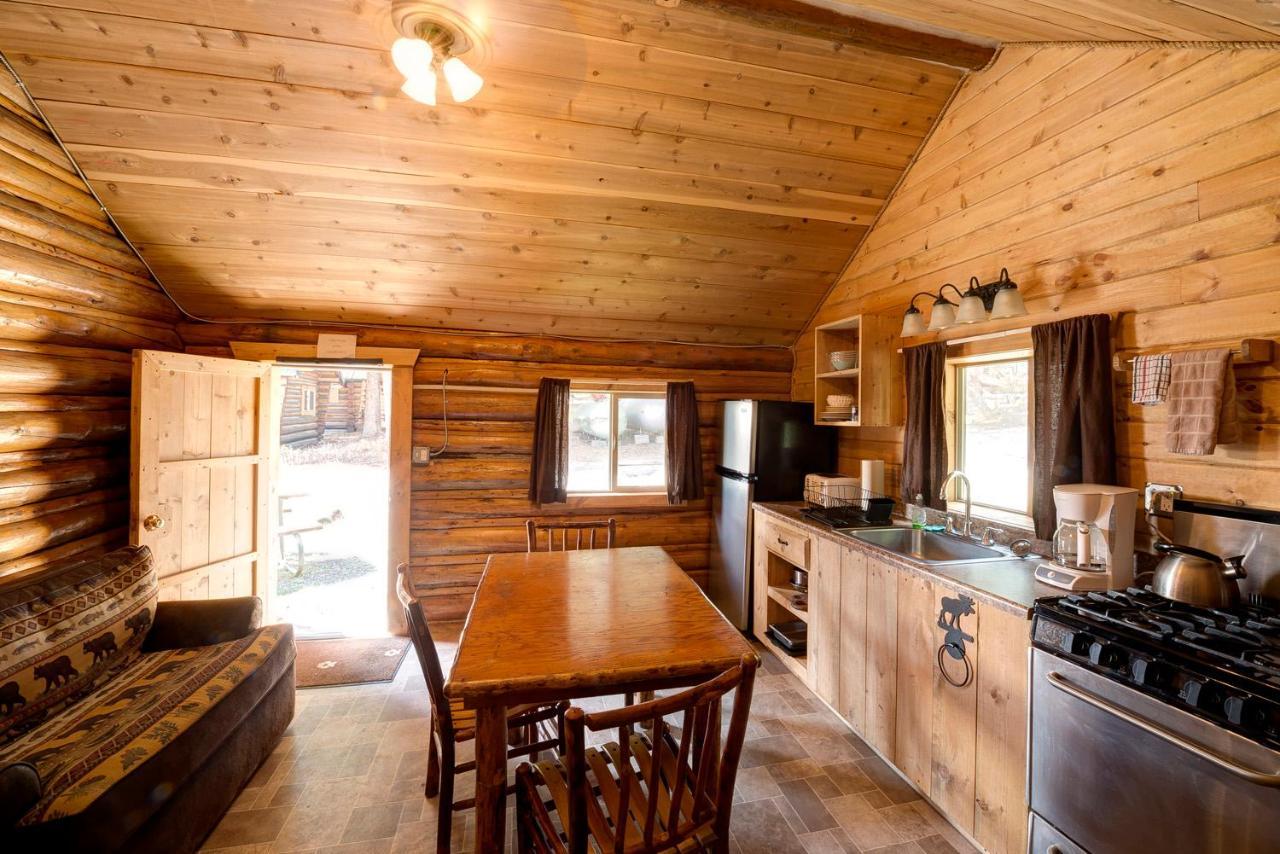 Silver Gate Lodging Cooke City Eksteriør bilde